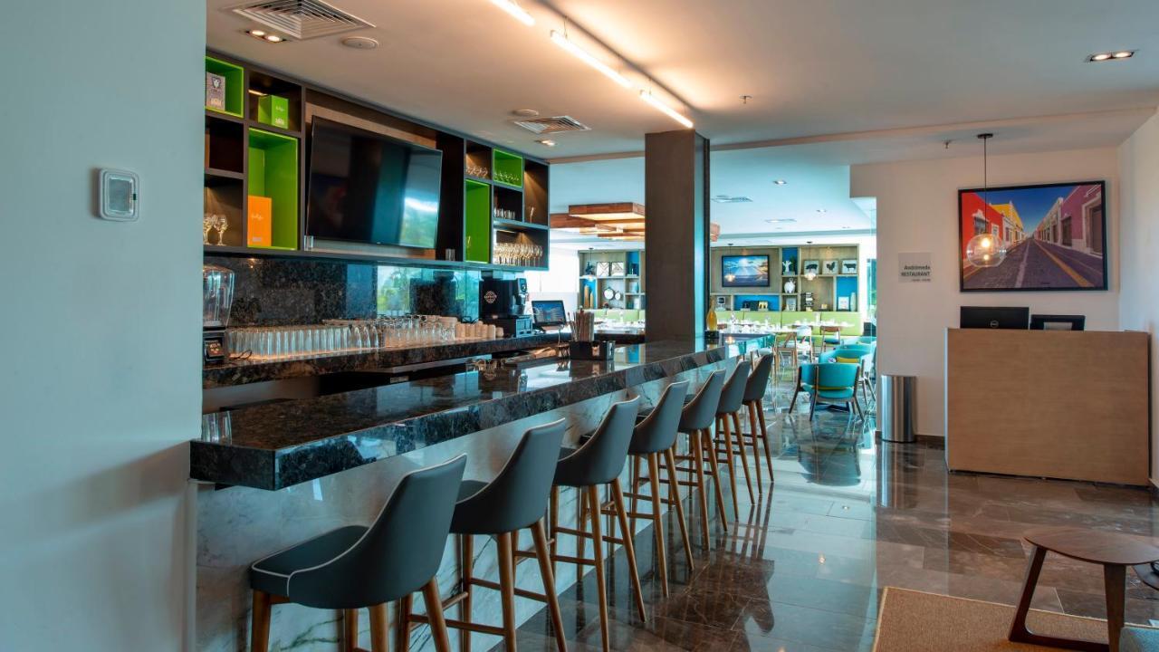 Holiday Inn & Suites - Merida La Isla By Ihg Exterior photo
