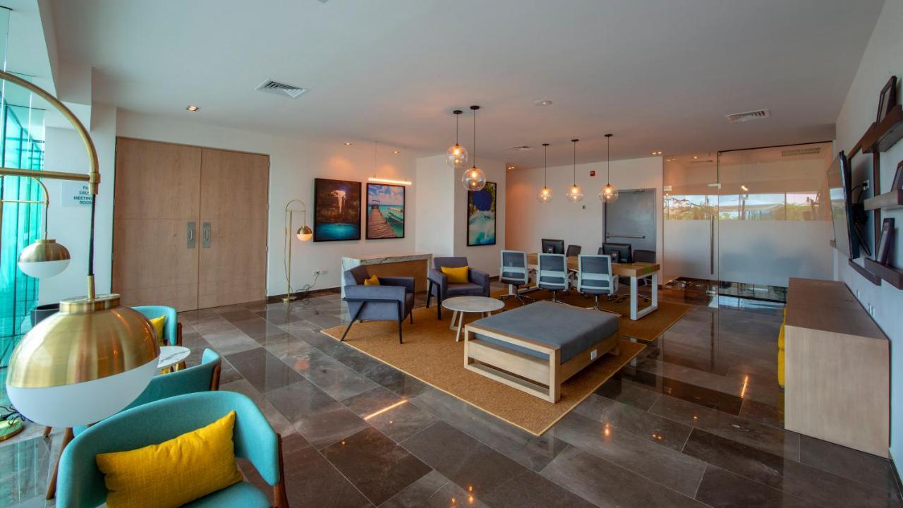Holiday Inn & Suites - Merida La Isla By Ihg Exterior photo
