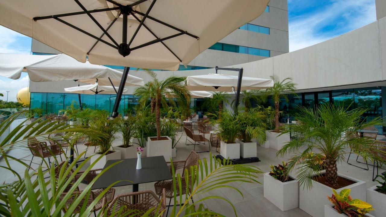 Holiday Inn & Suites - Merida La Isla By Ihg Exterior photo